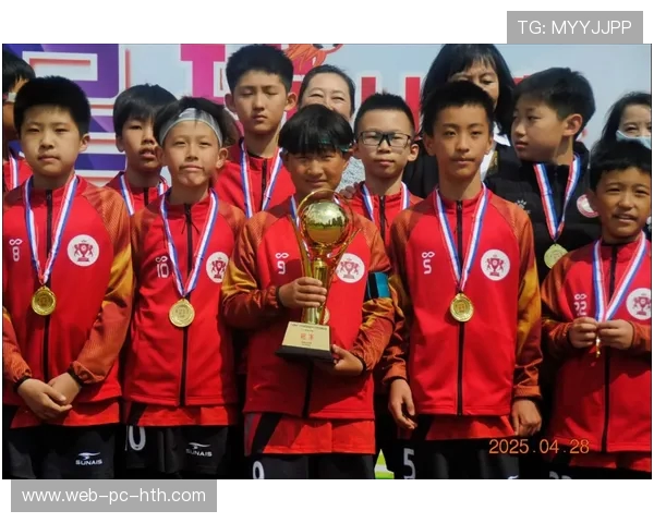 激情绿茵追梦之路见证足球精神与团队荣耀的永恒魅力