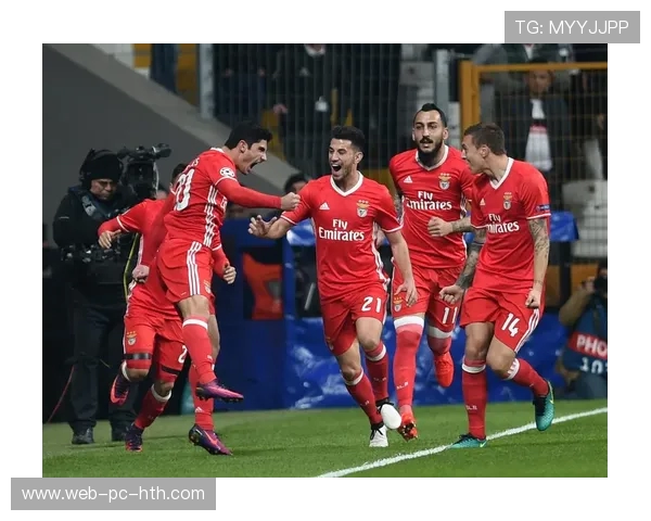 本菲卡崛起之路：从葡超霸主到欧洲赛场强者的辉煌历程